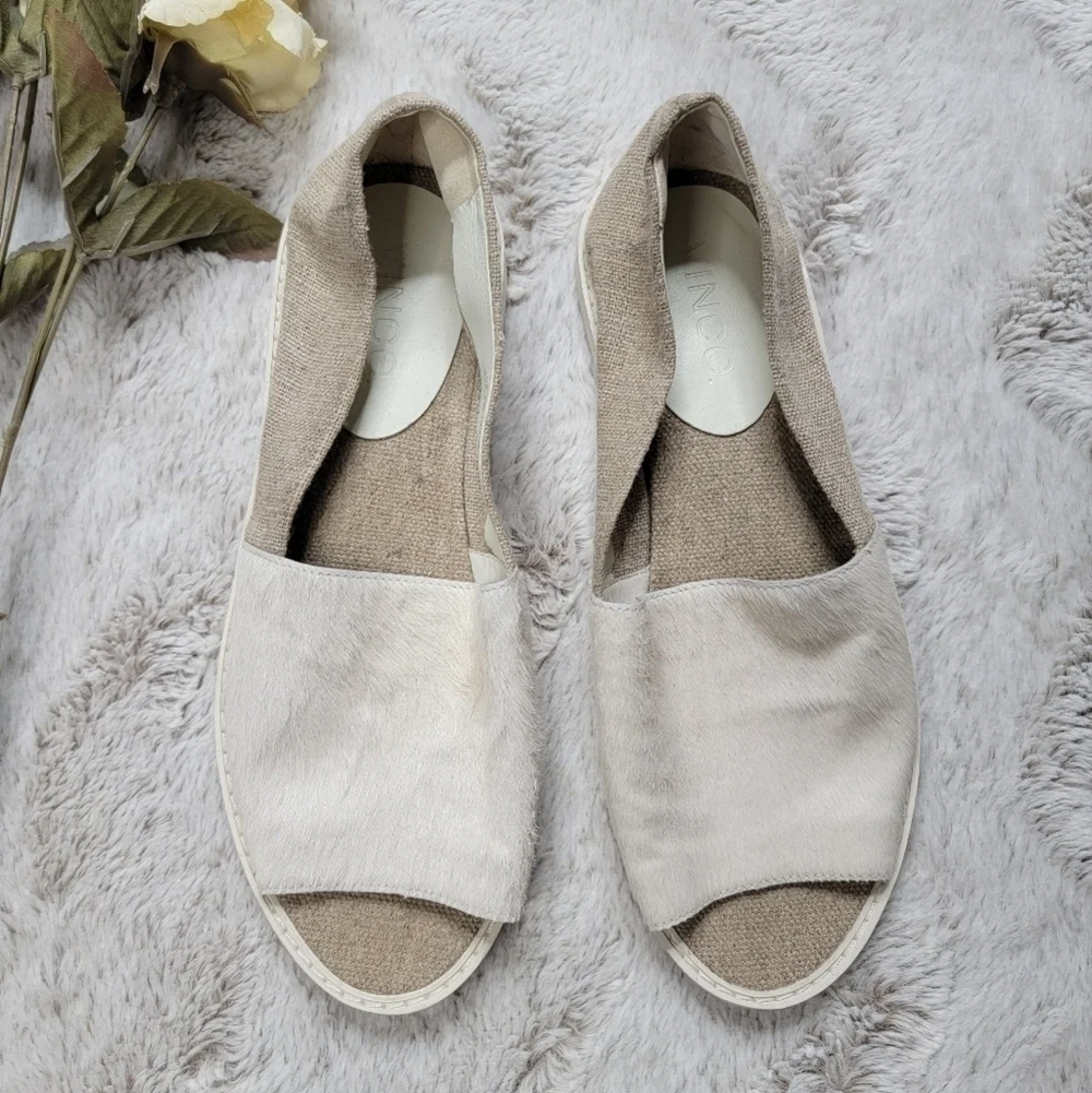 Vince Dyed Italian Calf‎ Hair Slip On Cream Neutral Open Toe Shoes Size 6M